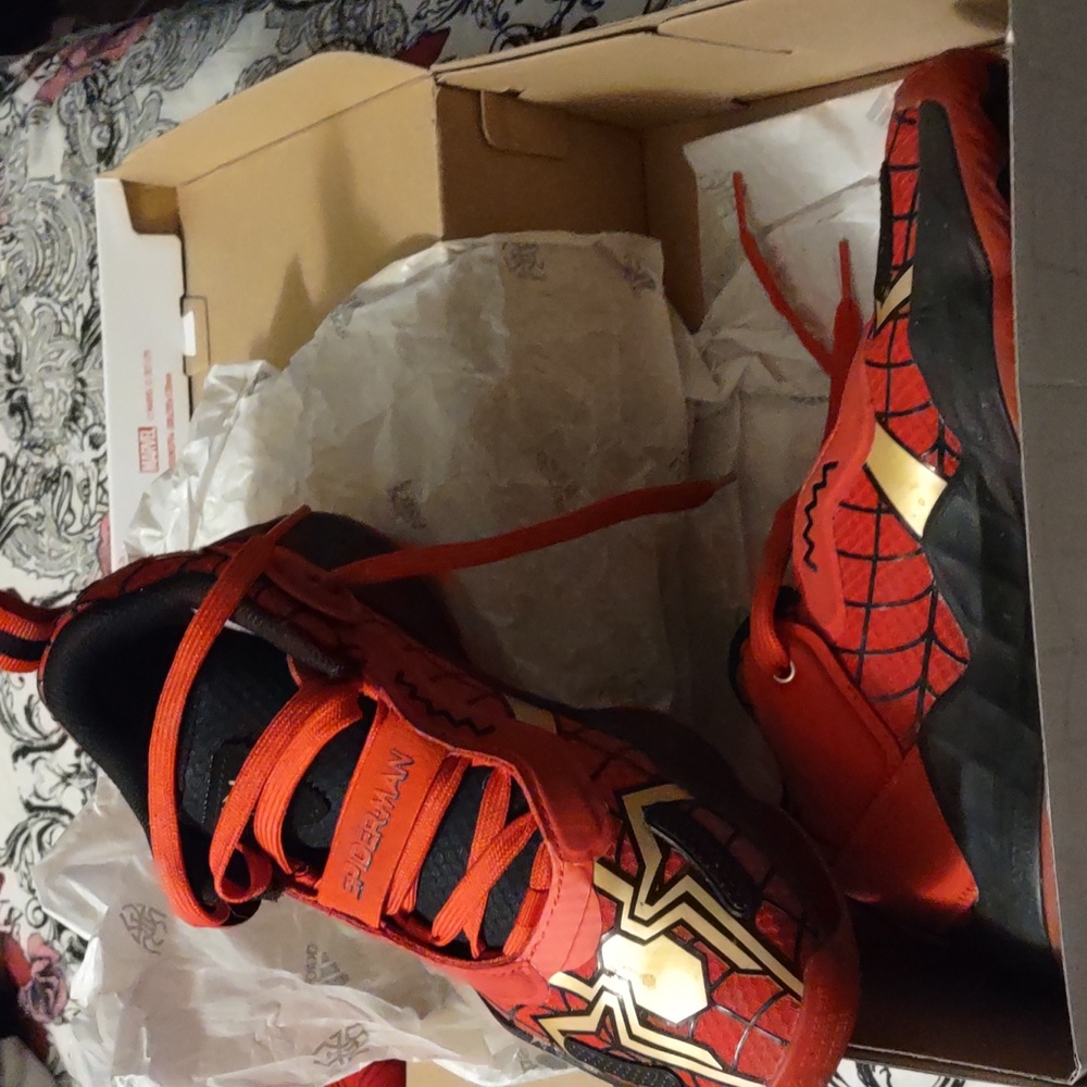 Spiderman Adidas